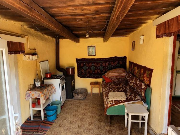 Casă individuală cu 2 camere cu Canalizare în Armeni