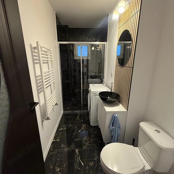 Apartament cu 3 camere decomandat în Cantemir