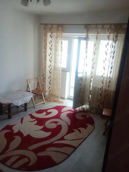 Apartament cu 2 camere decomandat în Galata