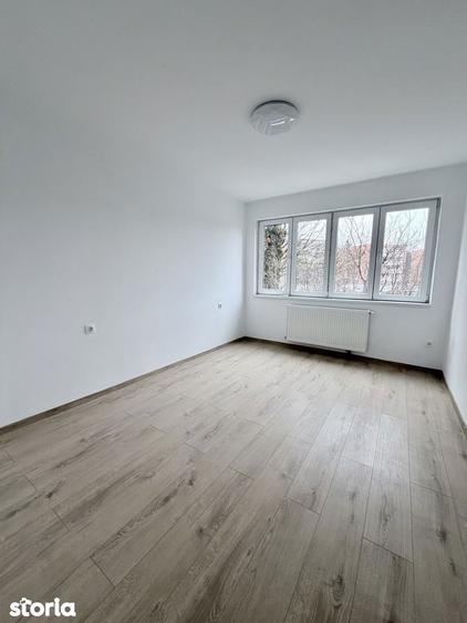 Apartament cu 2 camere decomandat în Libertății