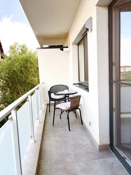 Apartament cu 2 camere semidecomandat în Giroc