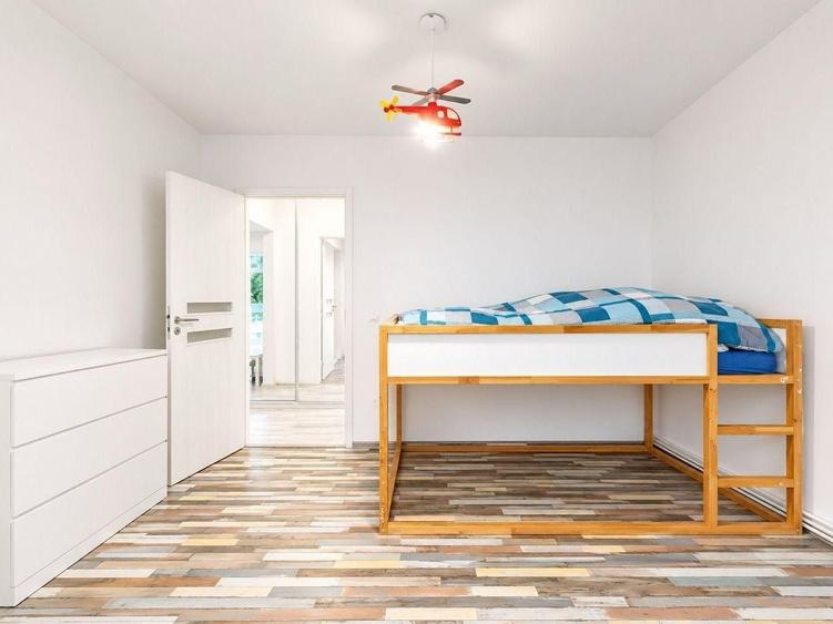 Apartament cu 2 camere semidecomandat, mobilat în Bogdăneștilor