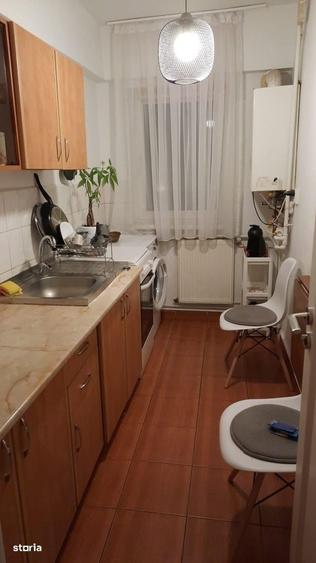 Apartament cu 2 camere semidecomandat în Cișmigiu