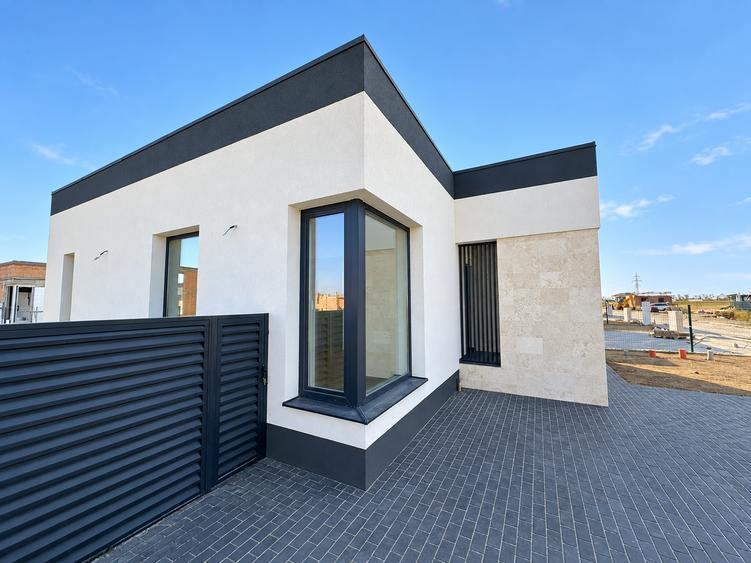 Casă individuală cu 3 camere cu Teren 409 Mp în Vidra