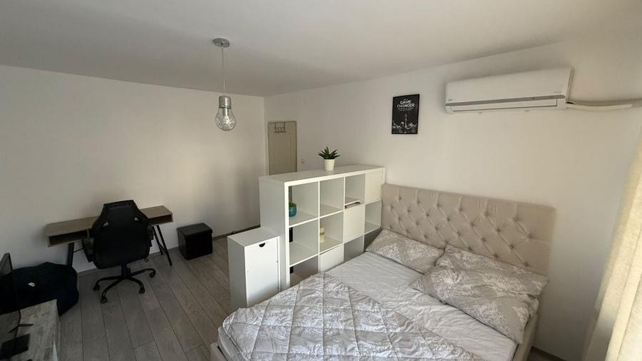 Garsonieră decomandată în Complex Studențesc