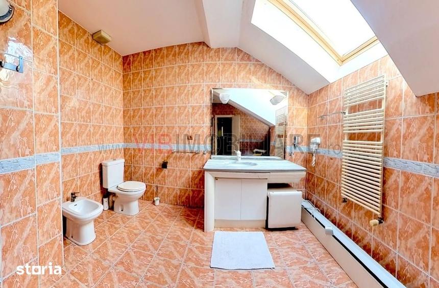 Casă cu 5 camere cu Piscina în Dămăroaia