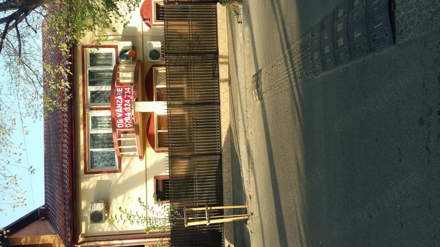 Casă în Militari