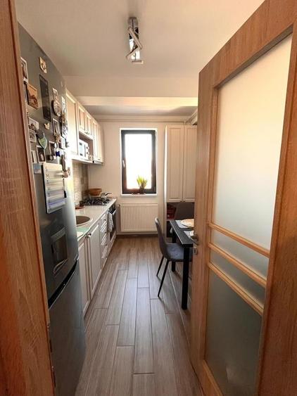 Apartament cu 2 camere decomandat în Mihai Bravu