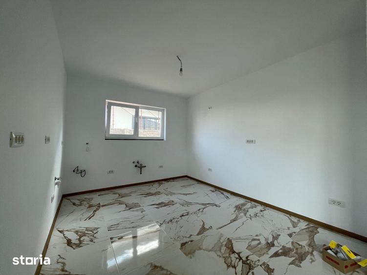 Casă cu 3 camere cu Teren 300 Mp în Ronaț