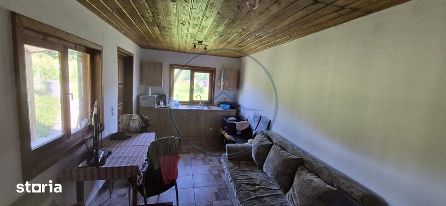 Casă cu 1 camere cu Teren 1000 Mp în Șieu