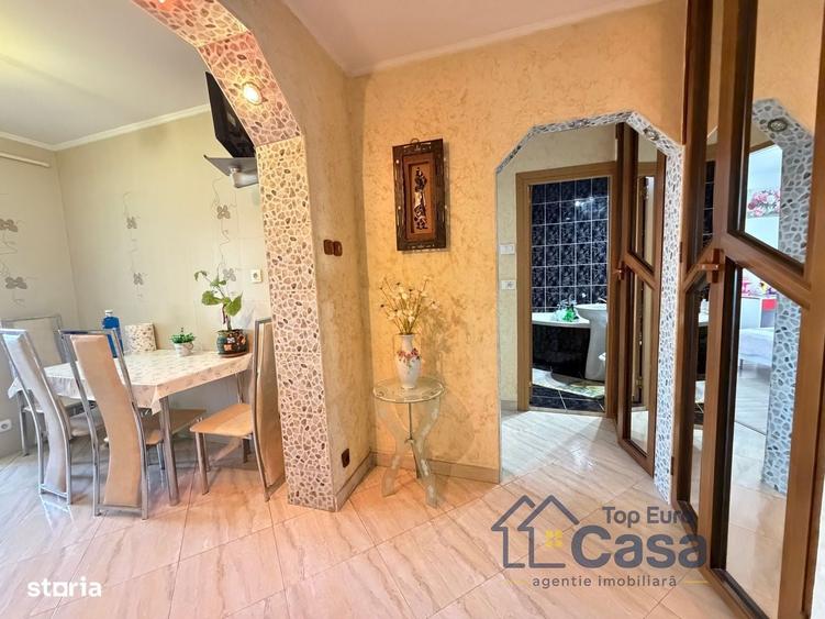 Apartament cu 2 camere decomandat în Central