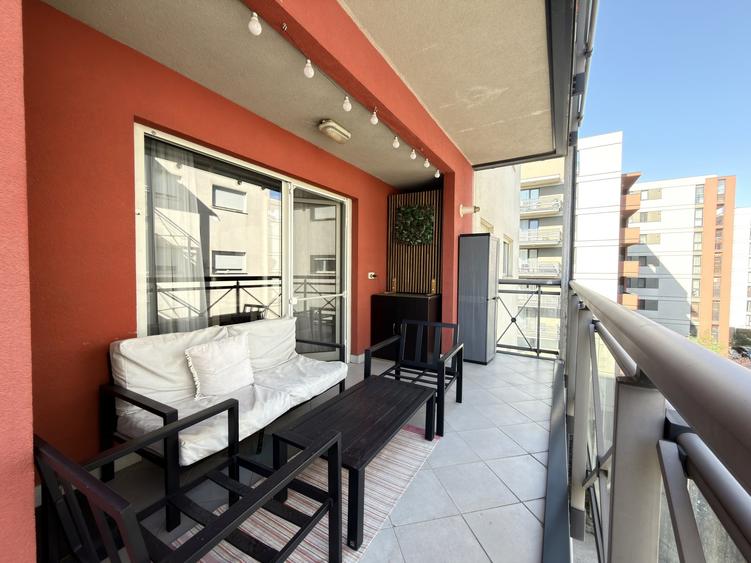 Apartament cu 2 camere semidecomandat, mobilat în Torontalului