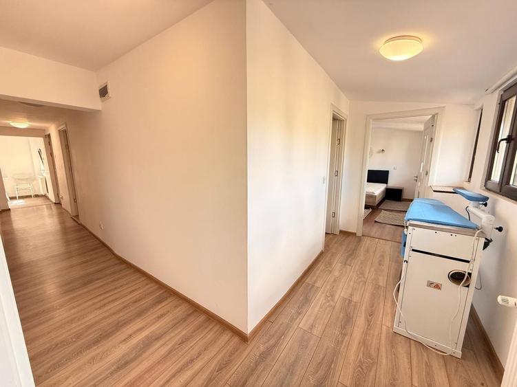 Apartament cu 3 camere decomandat, mobilat în Banu Manta