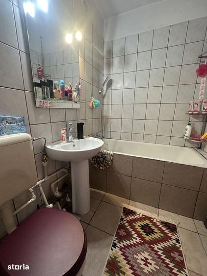 Apartament cu 2 camere semidecomandat în Republicii