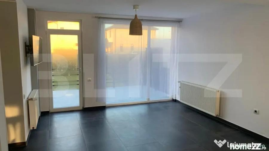 Spațiu comercial, de 390 mp, în Luna