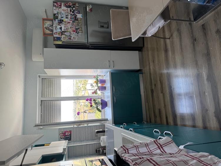 Apartament cu 3 camere decomandat în Iosia