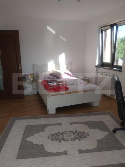 Casă individuală cu 5 camere cu Canalizare în Exterior Est