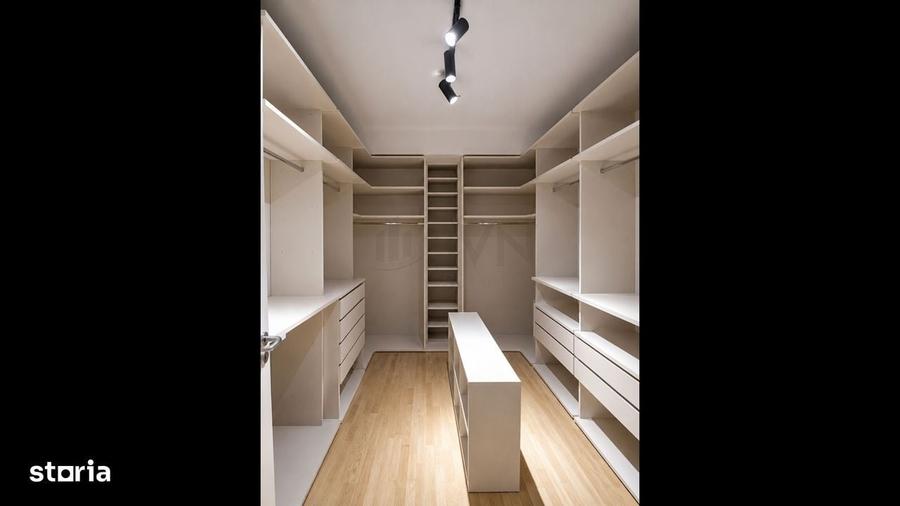 Apartament cu 4 camere în Calea Călărașilor