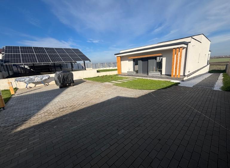 Casă individuală cu 4 camere cu Teren 1010 Mp în Bălăceanca