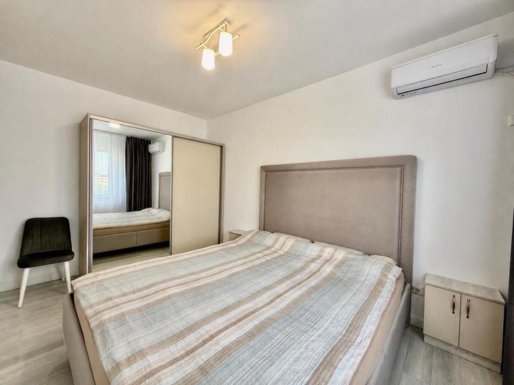 Apartament cu 4 camere decomandat, mobilat în Brâncoveanu