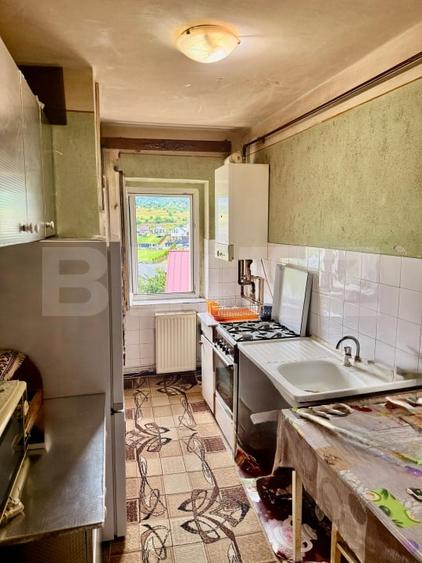 Apartament cu 2 camere decomandat, mobilat în Zărnești