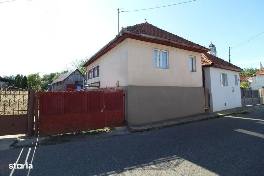 Casă cu 3 camere în Ghelari