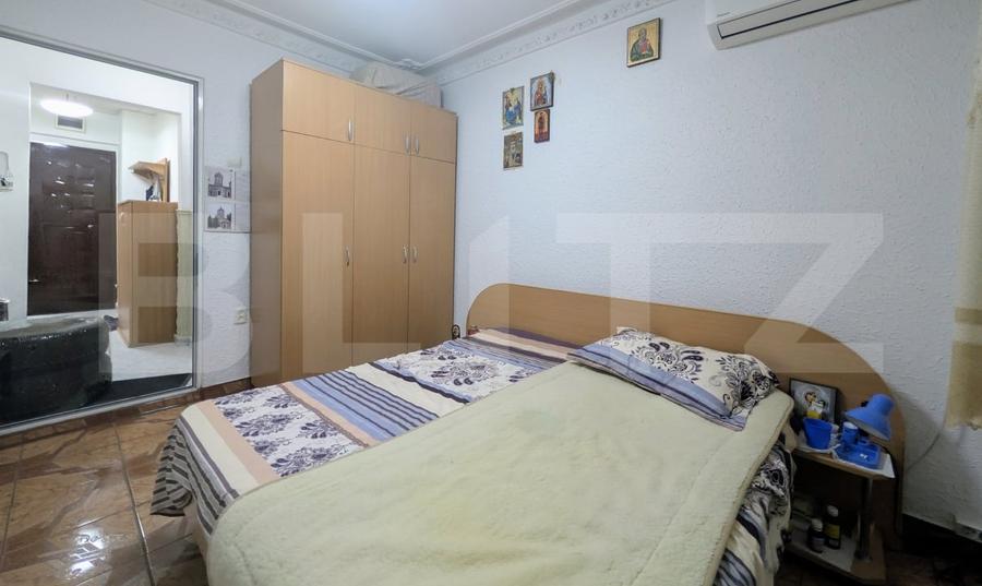 Apartament cu 4 camere decomandat, mobilat în Malu Roșu