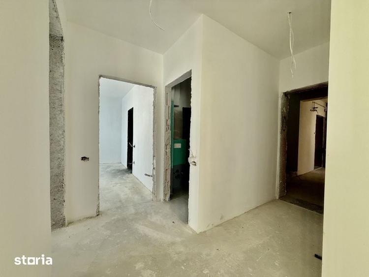 Apartament cu 3 camere decomandat în Ștefan cel Mare