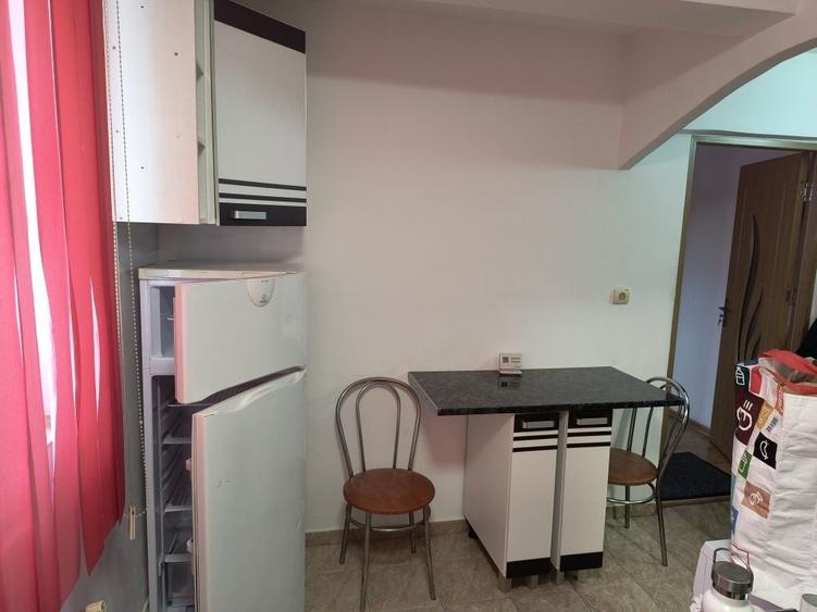 Garsonieră decomandată în Dosu Bricii