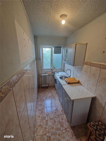 Apartament cu 2 camere semidecomandat în Dacia