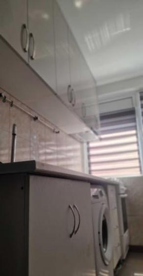 Apartament cu 3 camere decomandat, mobilat în Unirii