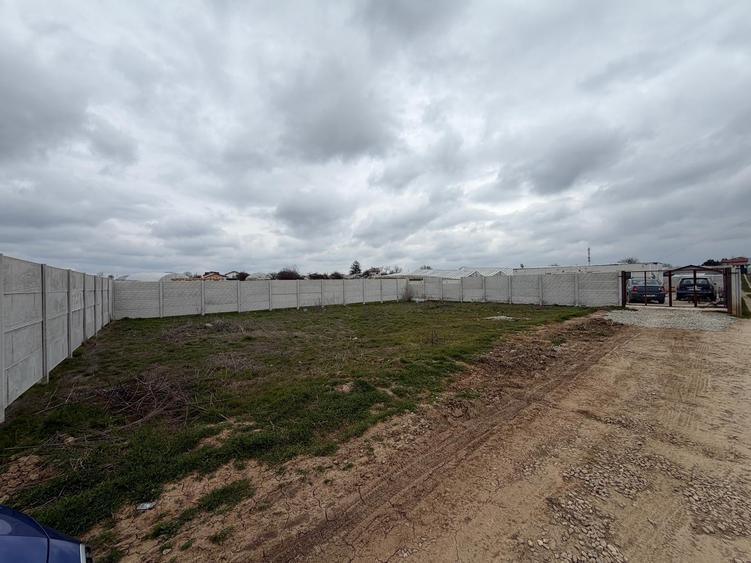Teren Construcții intravilan de 375 mp, în Dobreni