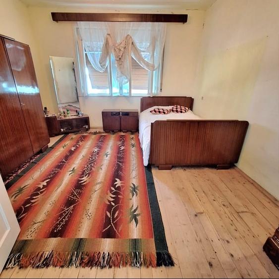 Casă individuală cu 4 camere cu Teren 4315 Mp în Ludeștii de Jos