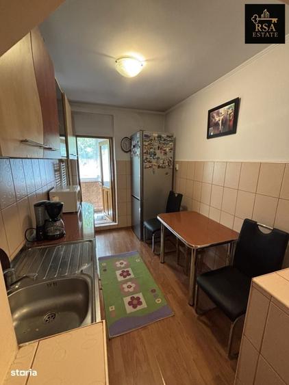 Apartament cu 2 camere decomandat în Ostroveni