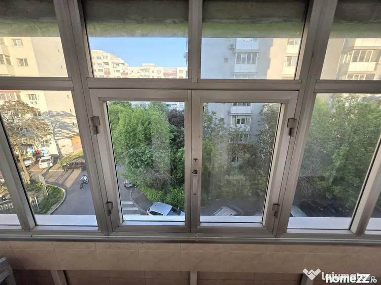 Apartament cu 2 camere semidecomandat în 1 Mai