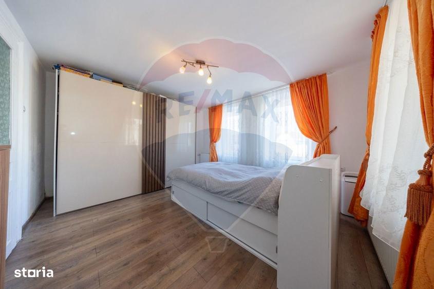 Casă cu 4 camere cu Teren 390 Mp în Hălchiu