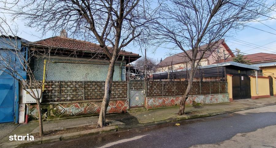 Casa cu teren generos de vanzare Zona Colentina Carrefour
