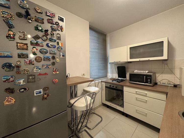 Apartament cu 2 camere decomandat în Herăstrău
