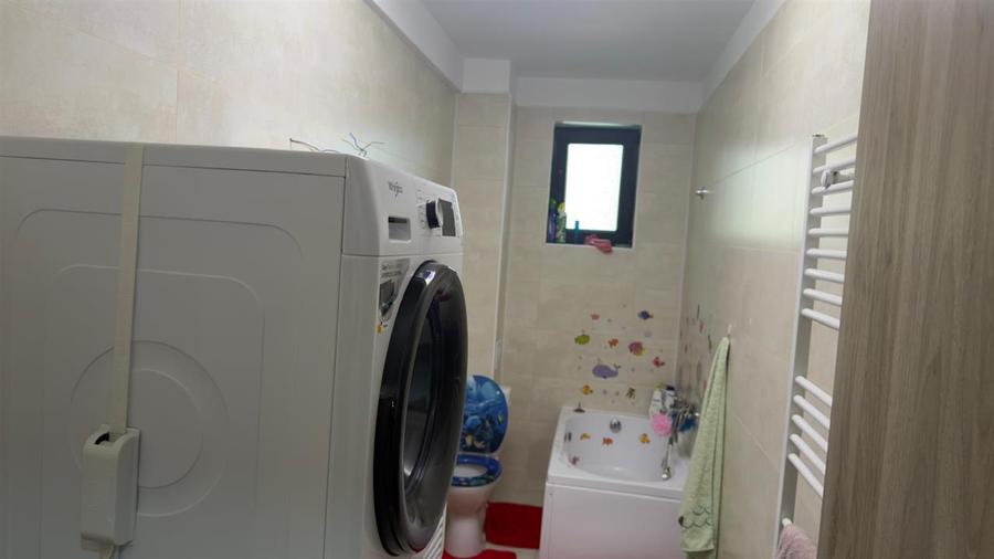 Apartament cu 5 camere decomandat, mobilat în Gheorghe Doja