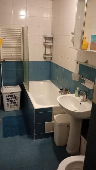 Garsonieră decomandată, mobilată în Vitan