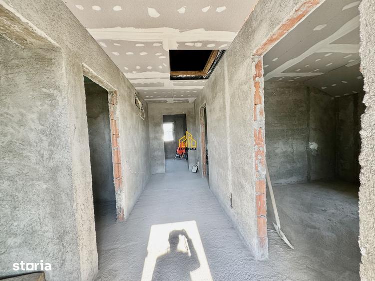 Casă cu 5 camere cu Teren 486 Mp în Ciorogârla