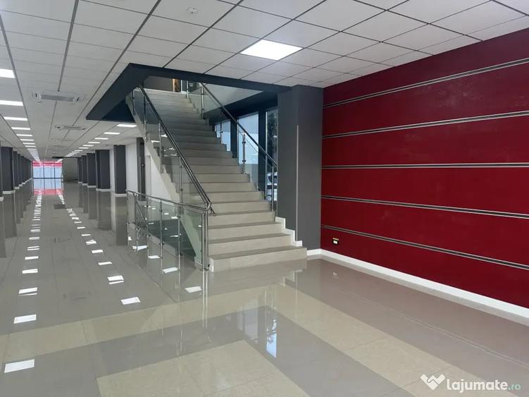 Spațiu comercial, de 3,360 mp, în Ultracentral