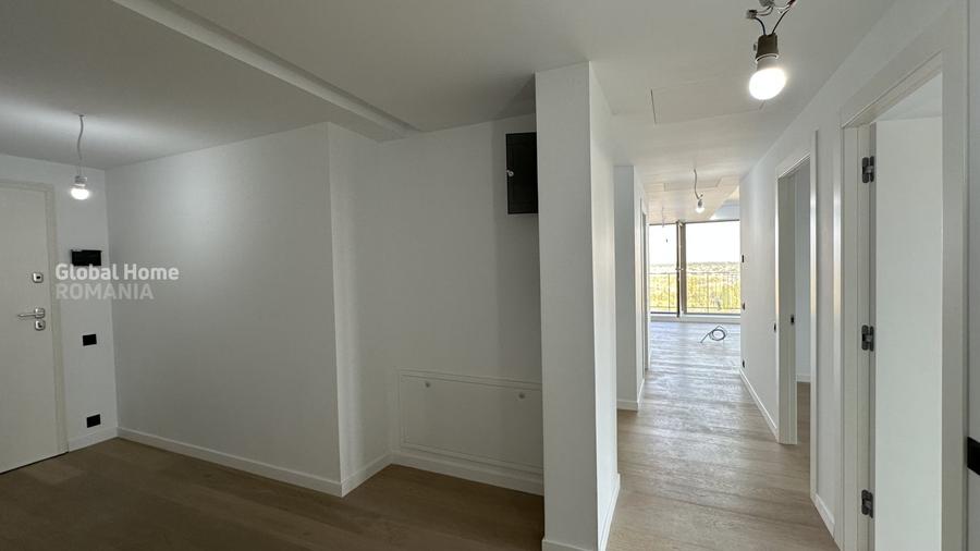 Apartament cu 4 camere decomandat în Aviației