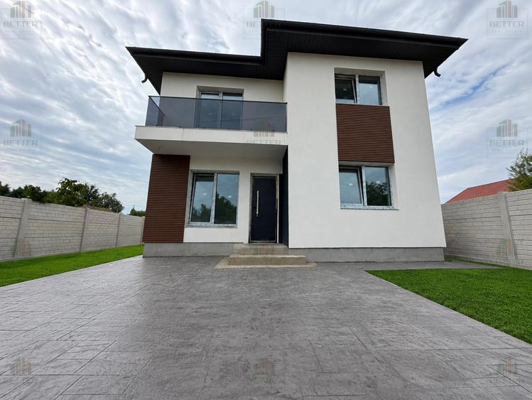 Casă individuală cu 4 camere cu Teren 338 Mp în Berceni