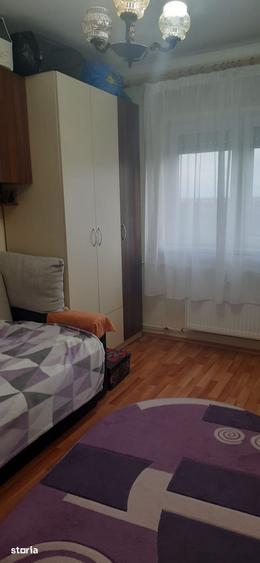 Apartament cu 3 camere în Nufărul