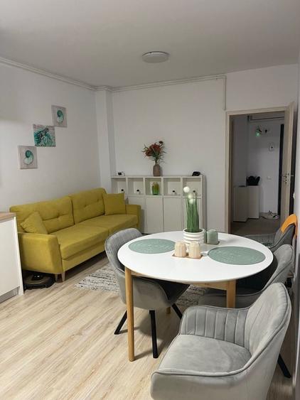 Apartament cu 2 camere decomandat în Militari