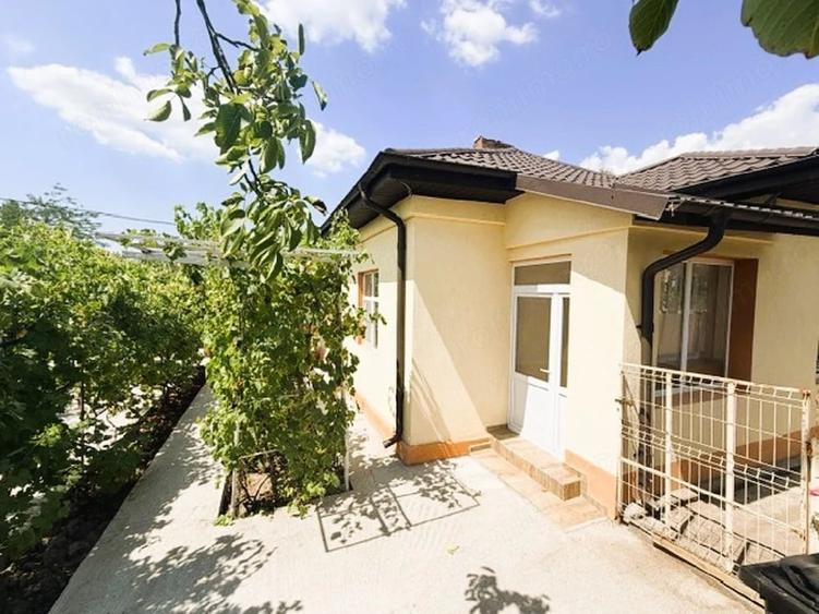 Casă cu 3 camere cu Teren 2252 Mp în Zorleasca