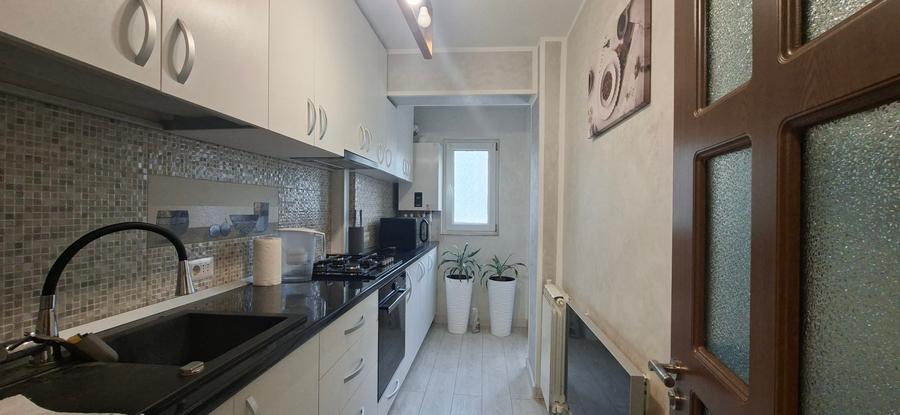 Apartament cu 2 camere semidecomandat în Micro 40