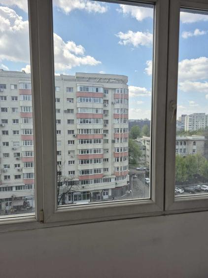 Apartament cu 3 camere decomandat în Chișinau