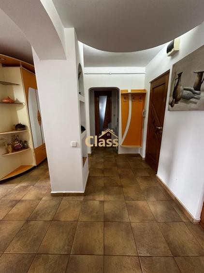 Apartament cu 3 camere decomandat, mobilat în Baciu